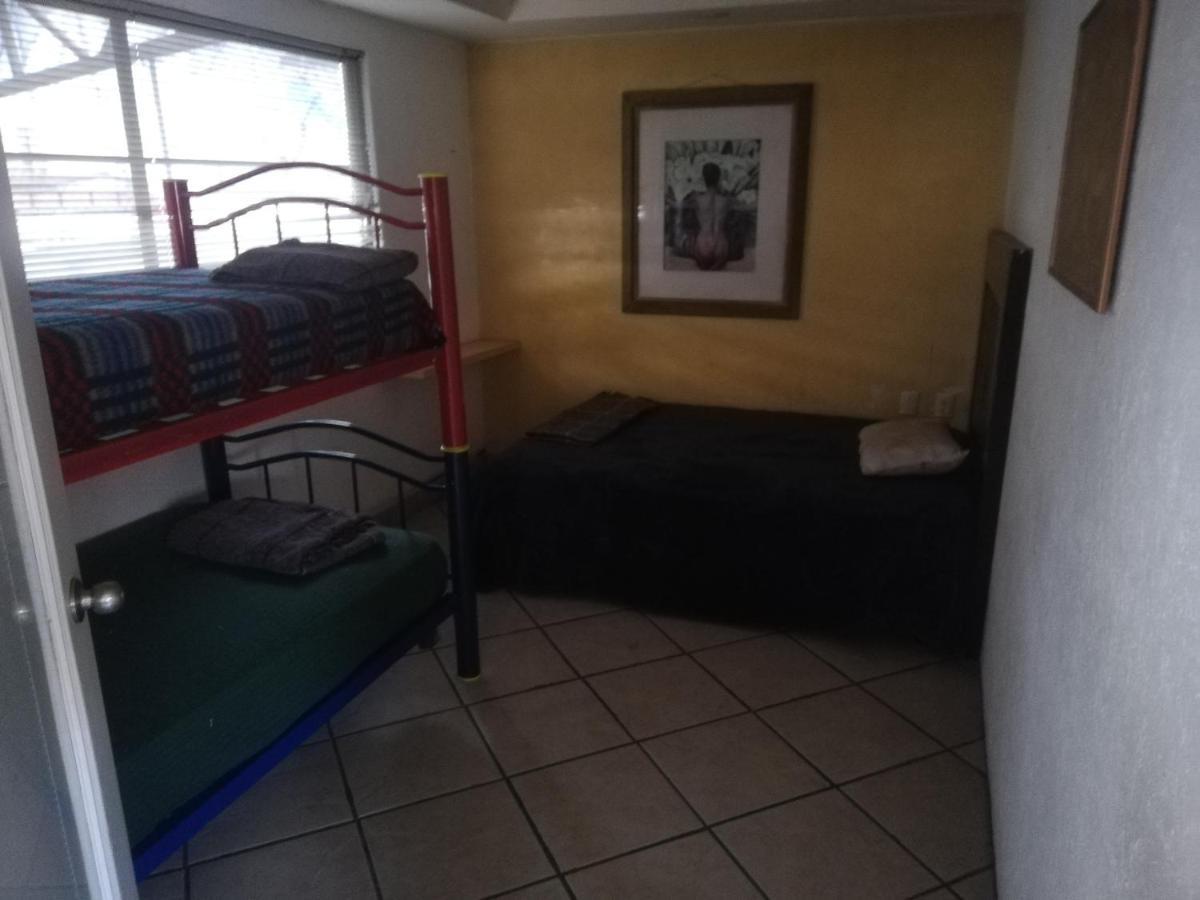 Hostal Avante Toluca Exterior foto
